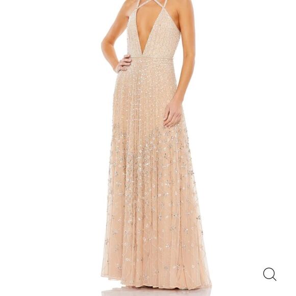 NWT Mac Duggal 93701 Embellished Plunge Neck Sleeveless Gown Size 6 - Picture 4 of 15